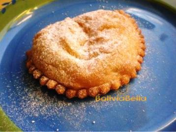 Bolivian food recipes snacks empanadas de queso Bolivian food recipes snacks empanadas de queso