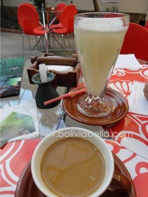 Frothy lemonade, great café con leche (coffee with milk)