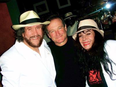 Robin Williams with Eddy y Quentin Navia