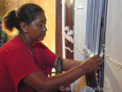 Guarani Weavers