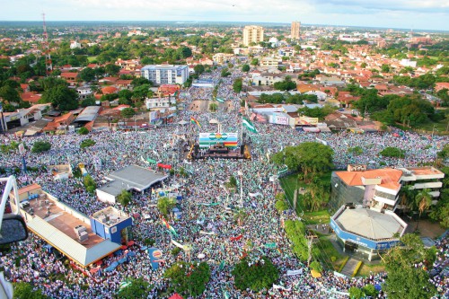 Cabildo del Mllón - One Million Attend an Open Town Hall in 2006 Santa Cruz, Bolivia